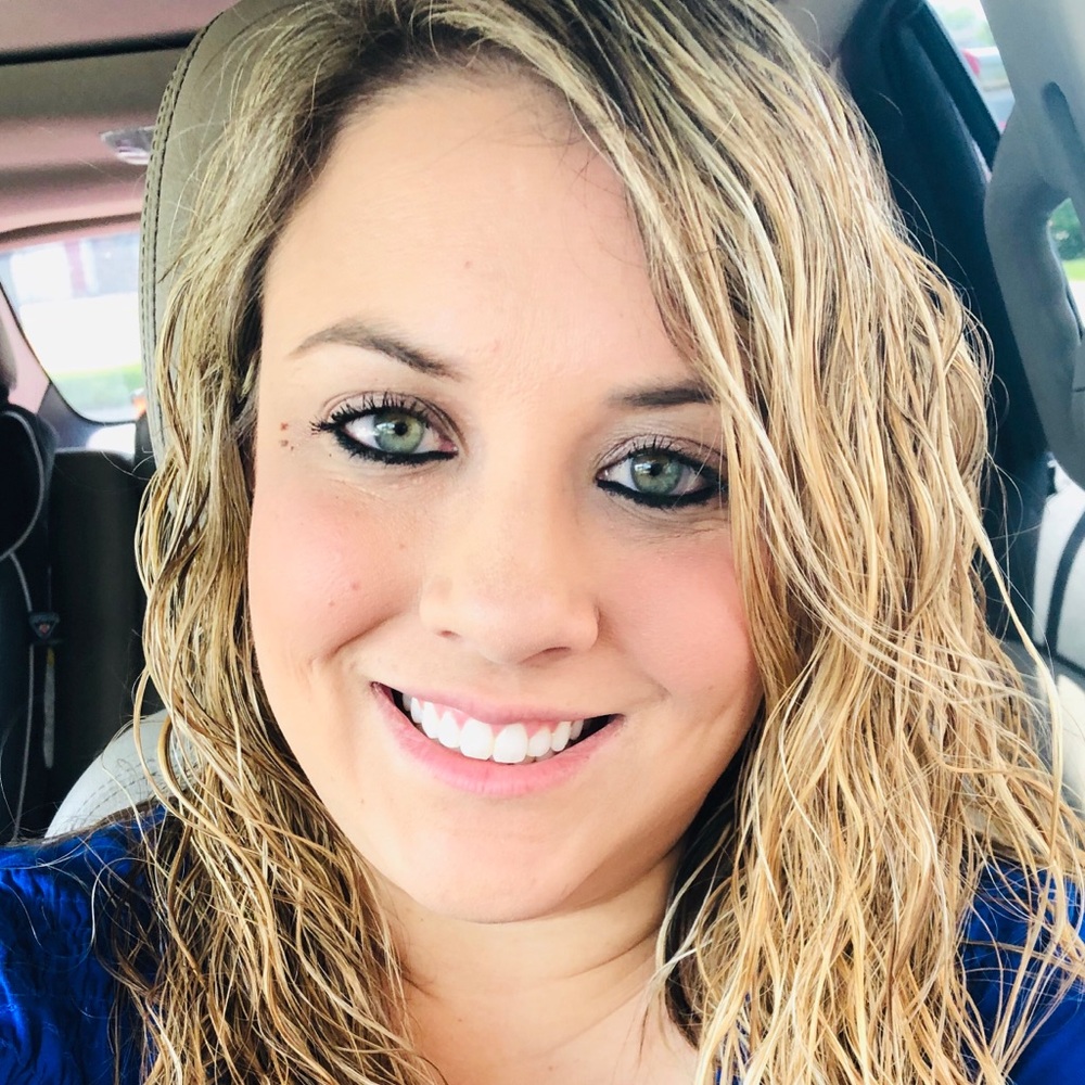 Meet your Posher, Tiffany